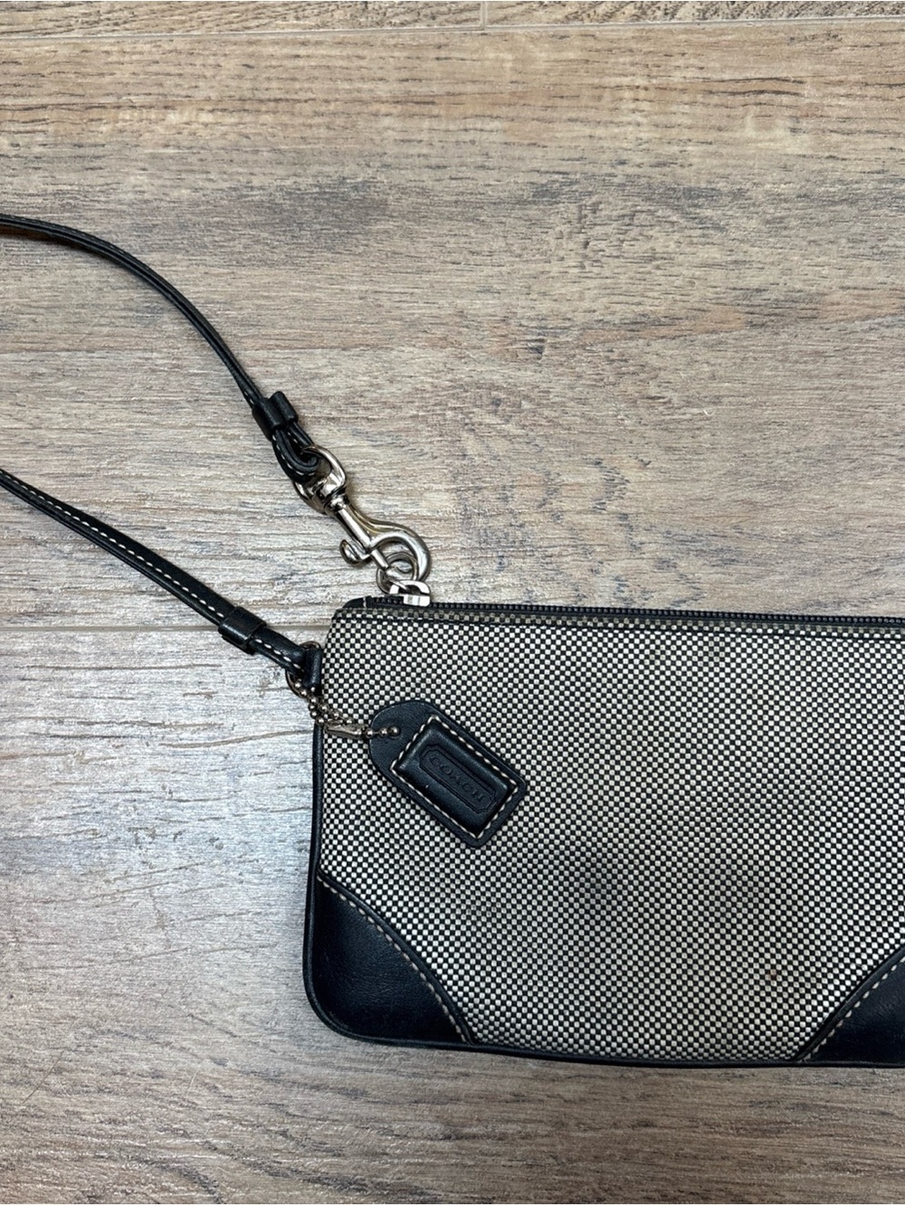 Coach Black and White Checkered Woven Leather-Trim Wristlet Vintage